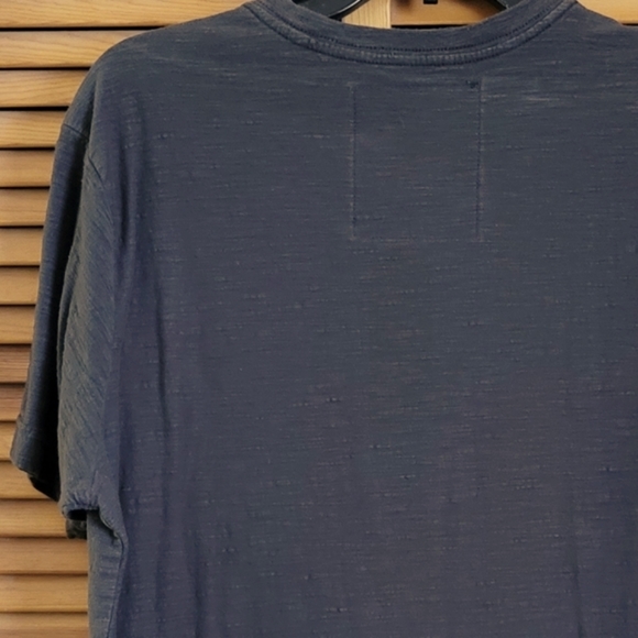 Broken Threads Mens Distressed Graphic Tee Size Medium - Picture 7 of 8